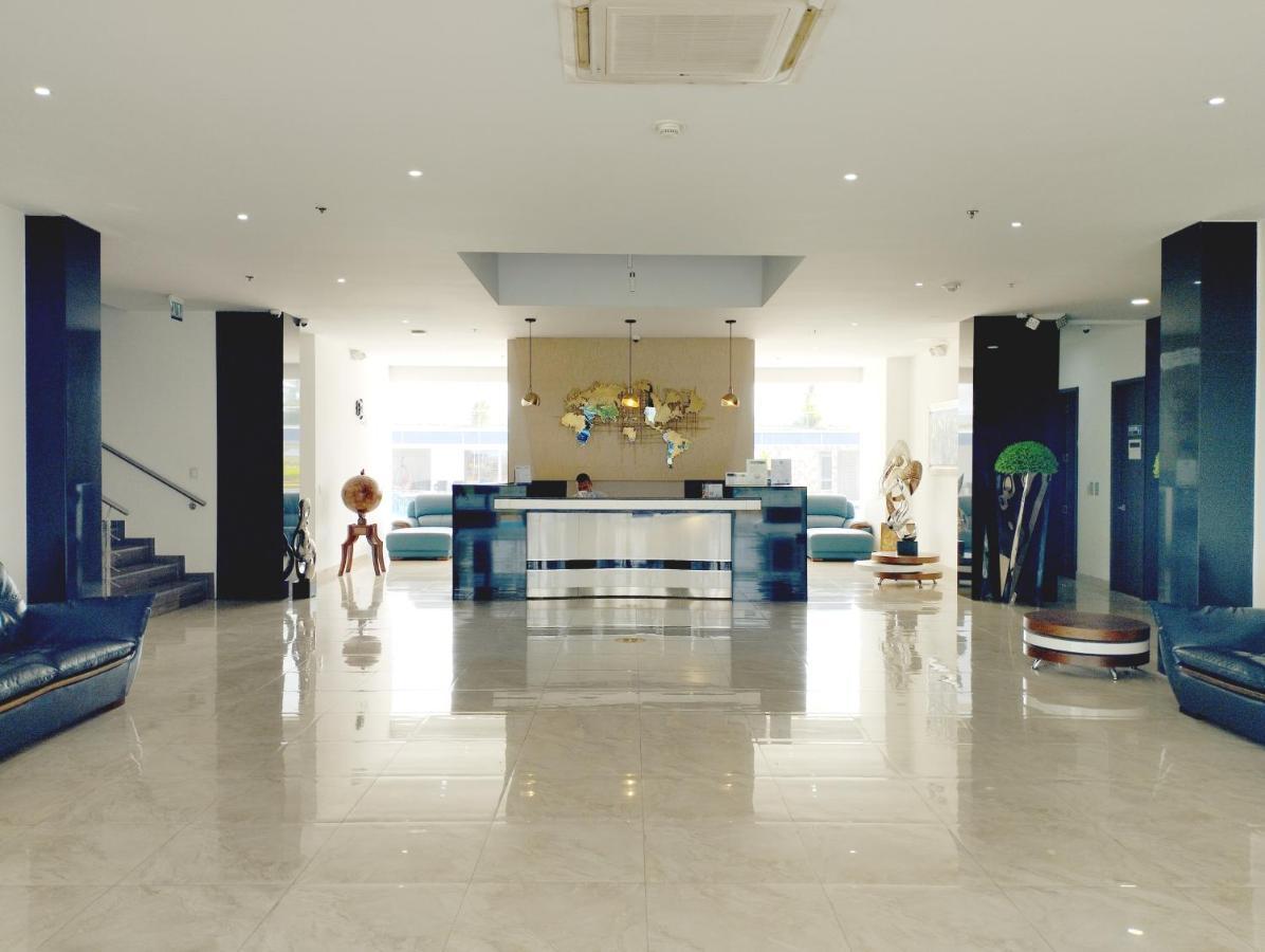 Hotel Royal Elim International 칼리 외부 사진 Lobby