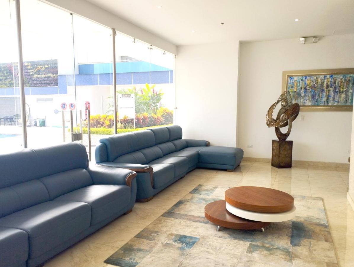 Hotel Royal Elim International 칼리 외부 사진 Lobby