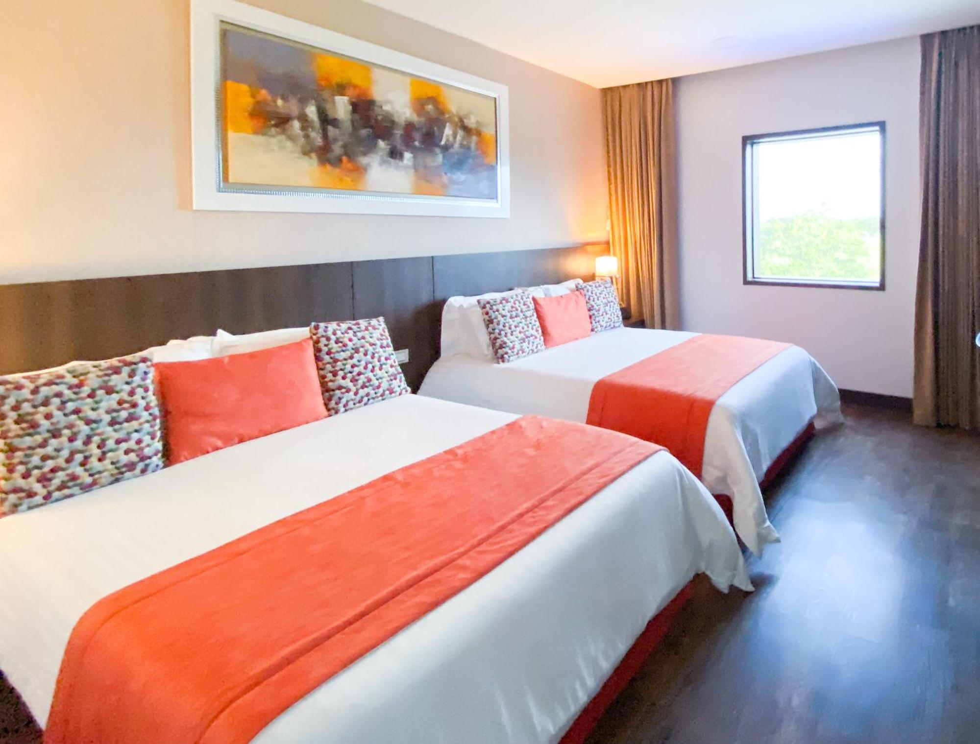 Hotel Royal Elim International 칼리 외부 사진