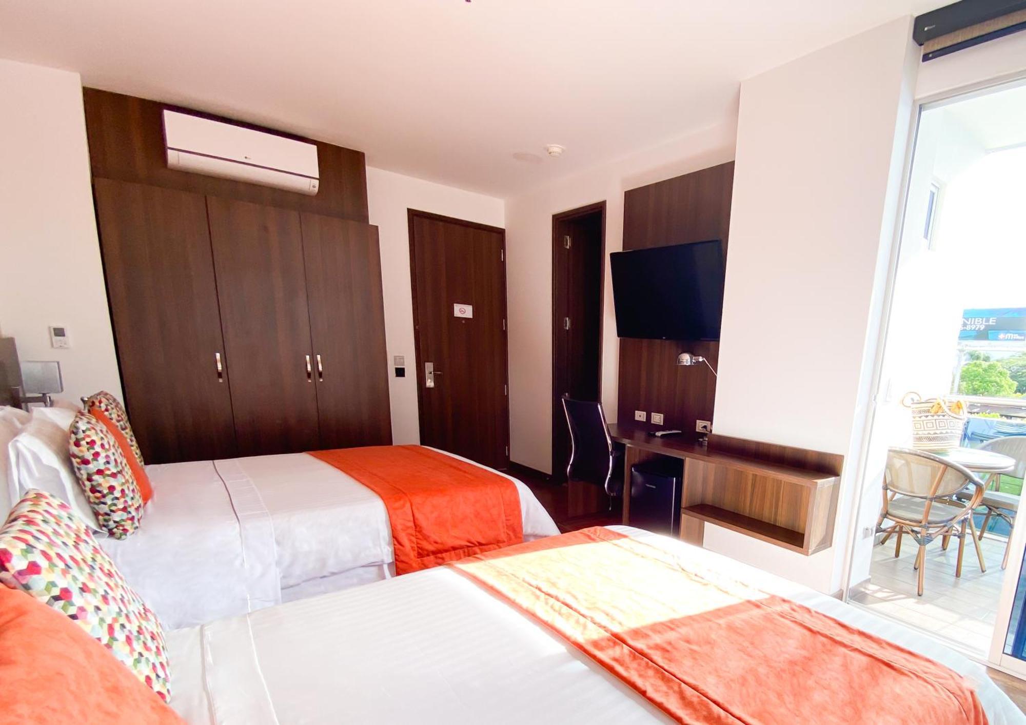 Hotel Royal Elim International 칼리 외부 사진