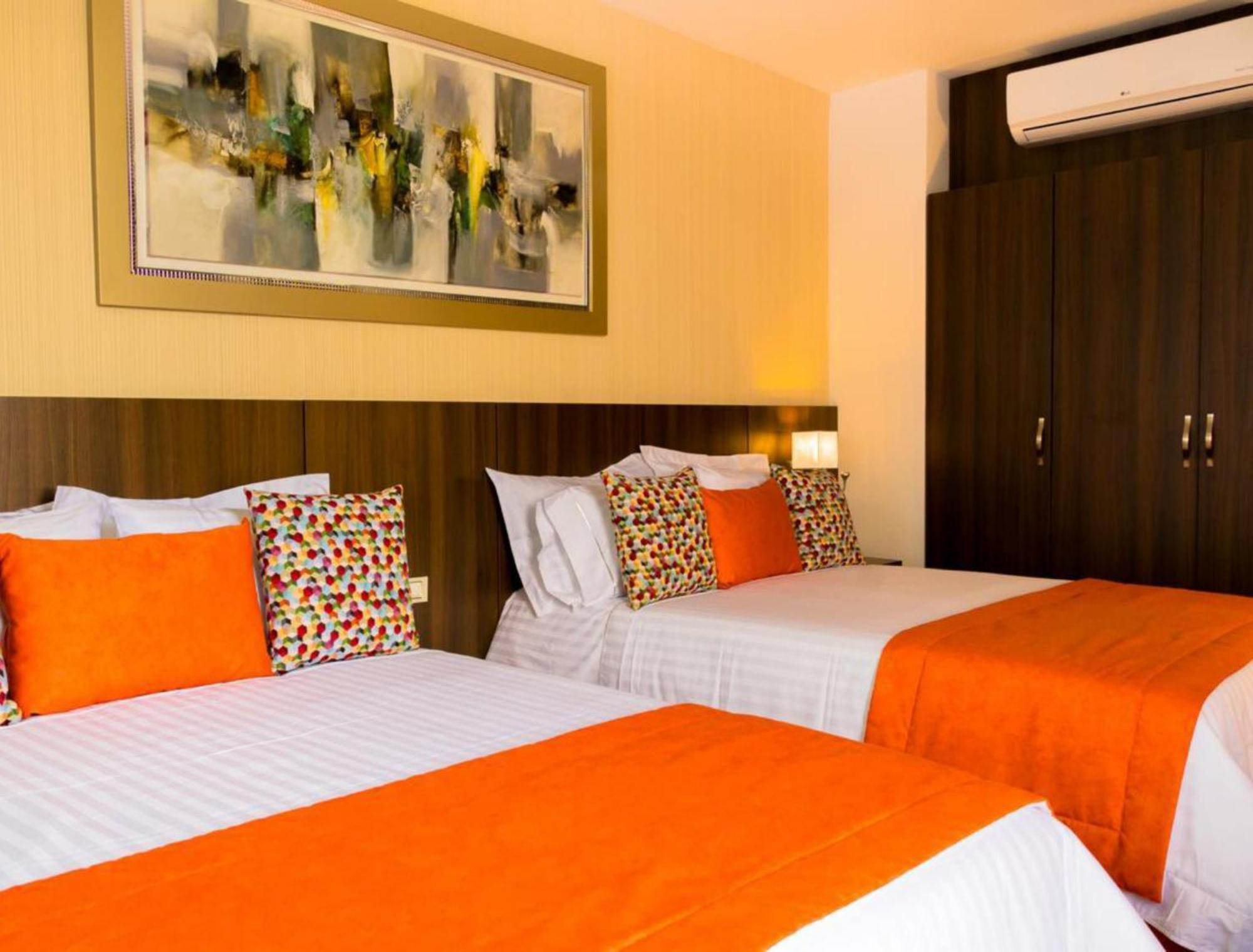 Hotel Royal Elim International 칼리 외부 사진