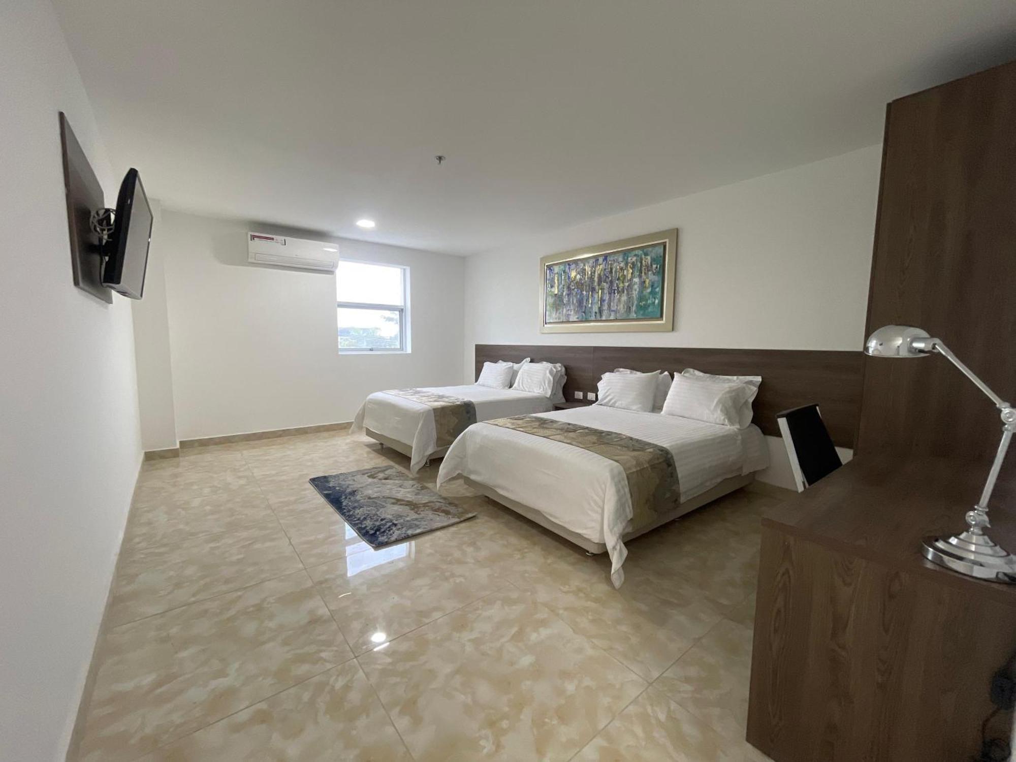 Hotel Royal Elim International 칼리 외부 사진